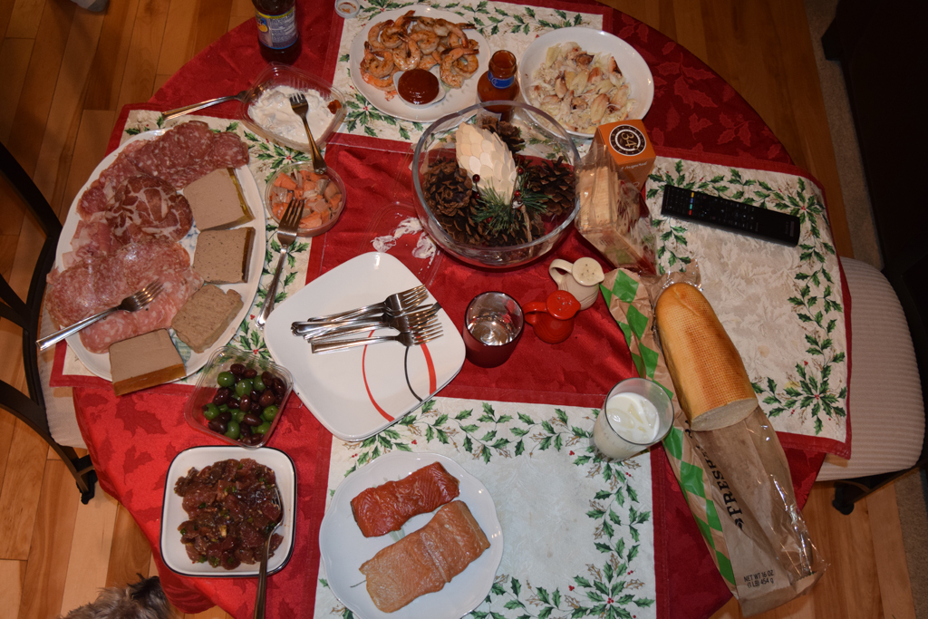 Our Christmas snacks (crabs,shrimps,meat and pate platter,smoke salmon,poke,fondue)